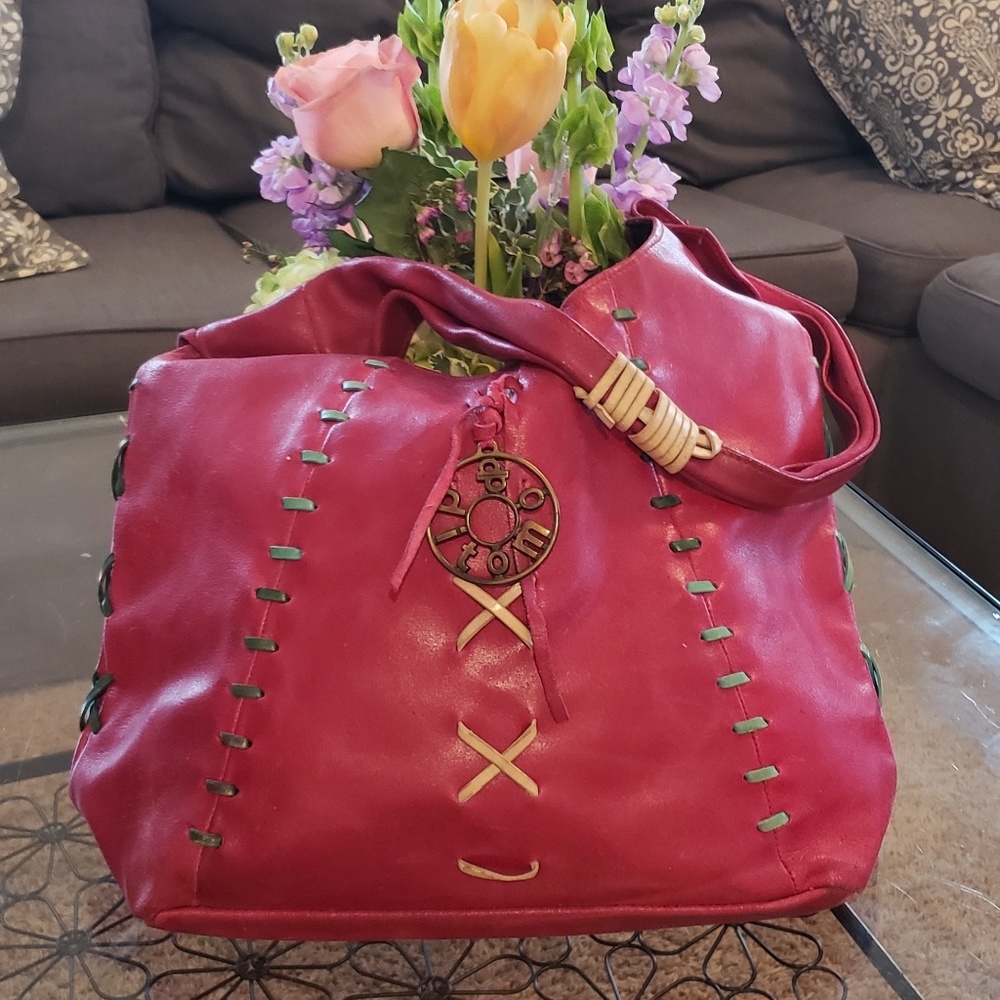 Ditomo Handbag